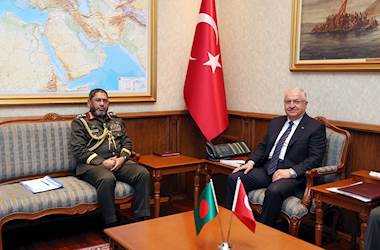 Minister of National Defence Yaşar Güler Received the Commander of the Bangladesh Army, General Waker-Uz-Zaman