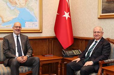 Millî Savunma Bakanı Yaşar Güler, İzlanda Büyükelçimiz Olarak Atanan Mustafa Levent Bilgen’i Kabul Etti