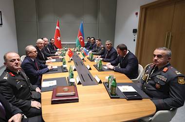 Millî Savunma Bakanı Yaşar Güler, Azerbaycan Savunma Bakanı Orgeneral Zakir Hasanov ile İkili Bir Görüşme Yaptı