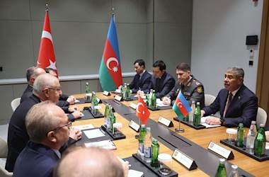 Millî Savunma Bakanı Yaşar Güler, Azerbaycan Savunma Bakanı Orgeneral Zakir Hasanov ile İkili Bir Görüşme Yaptı