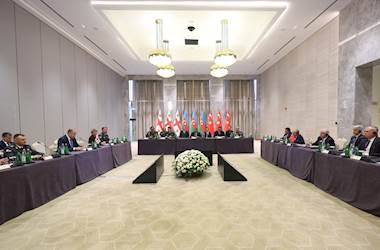 Azerbaycan-Gürcistan-Türkiye Üçlü Savunma Bakanları Toplantısı Azerbaycan’ın Şuşa Kentinde Gerçekleştirildi