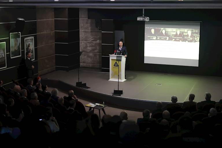Millî Savunma Bakanı Hulusi Akar "1915 Ermeni Olayları Konusunda Politika Metni Üretme Çalıştayı"na Katıldı