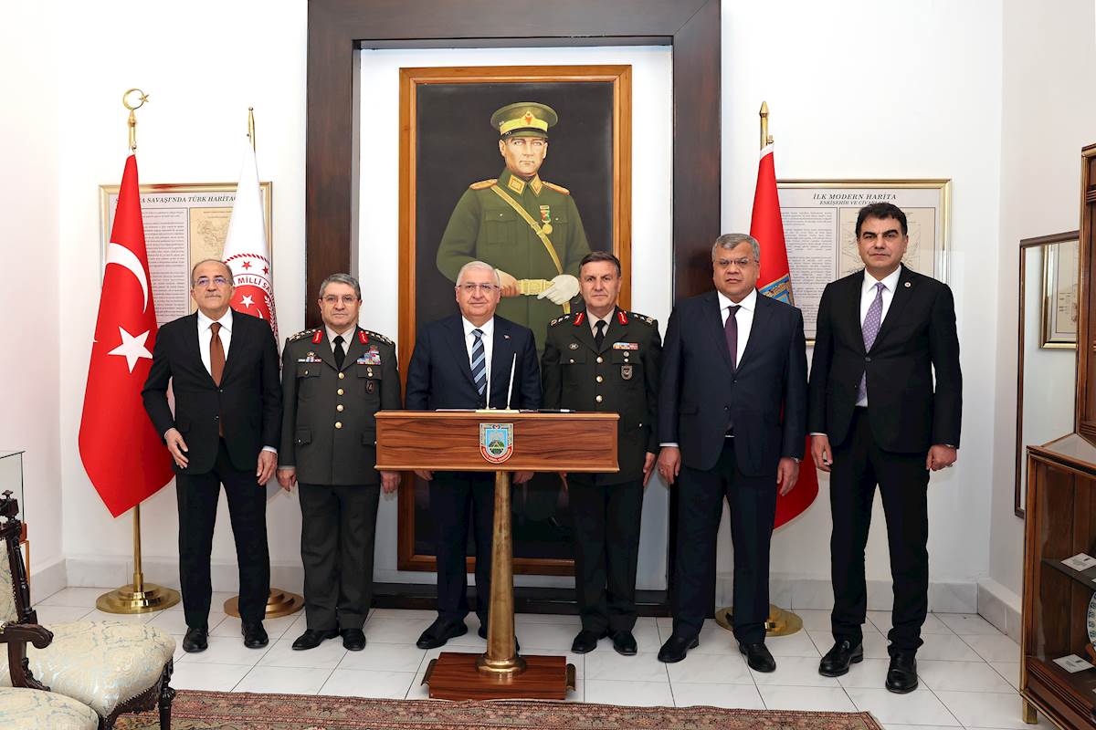 Millî Savunma Bakanı Yaşar Güler, Harita Genel Müdürlüğümüzün Kuruluşunun 130’uncu Yıl Dönümü ve Haritacılar Günü Törenine Katıldı