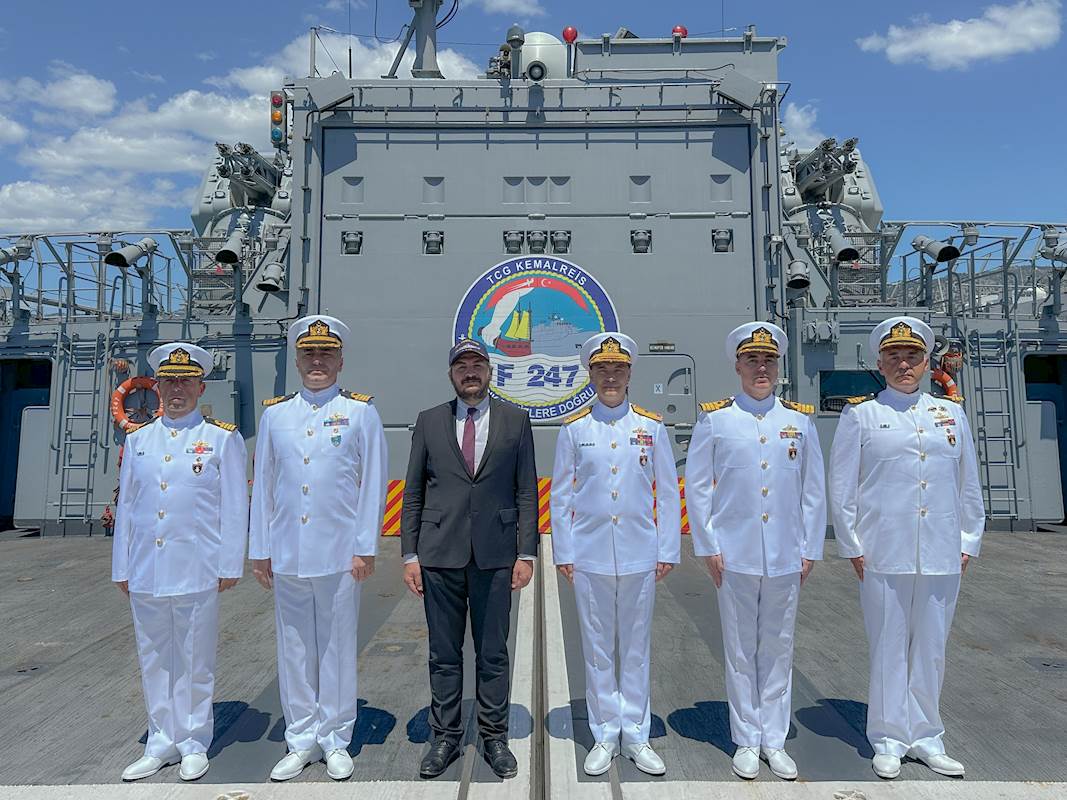 TCG KEMALREİS Conducts a Port Visit to France Within SNMG2
