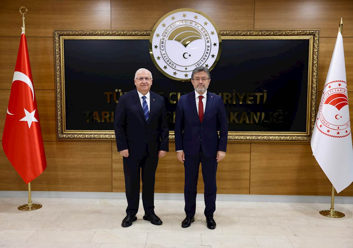 Millî Savunma Bakanı Yaşar Güler, Tarım ve Orman Bakanı İbrahim Yumaklı ile Bir Araya Geldi