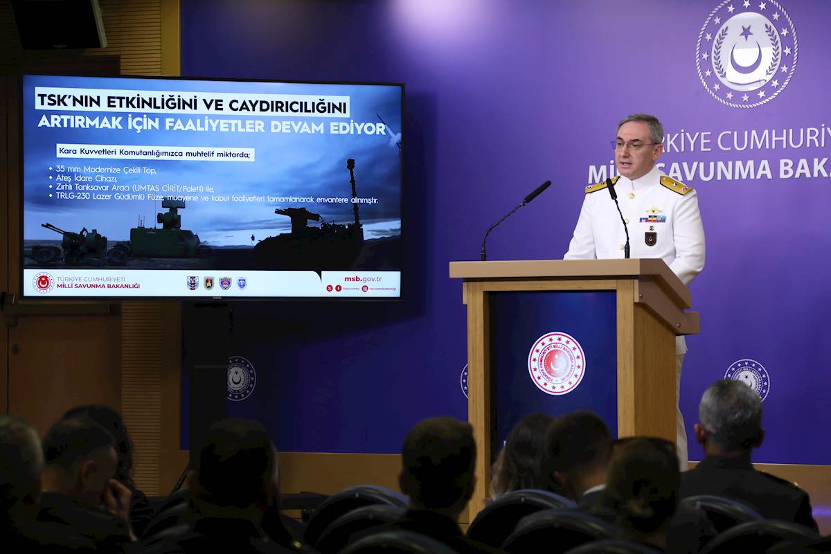 Millî Savunma Bakanlığında Haftalık Basın Bilgilendirme Toplantısı Gerçekleştirildi