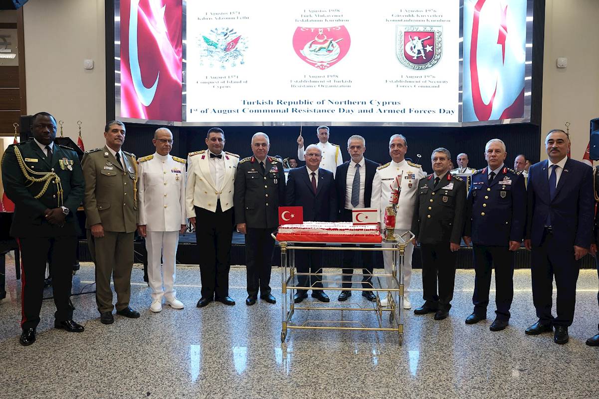 Millî Savunma Bakanı Yaşar Güler ve TSK Komuta Kademesi, Kuzey Kıbrıs Türk Cumhuriyeti Toplumsal Direniş Bayramı ve Silahlı Kuvvetler Günü Resepsiyonuna Katıldı