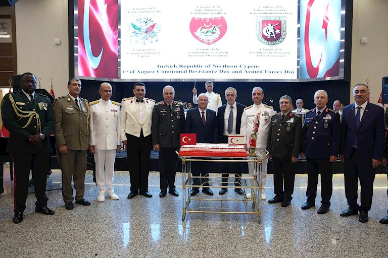 Millî Savunma Bakanı Yaşar Güler ve TSK Komuta Kademesi, Kuzey Kıbrıs Türk Cumhuriyeti Toplumsal Direniş Bayramı ve Silahlı Kuvvetler Günü Resepsiyonuna Katıldı