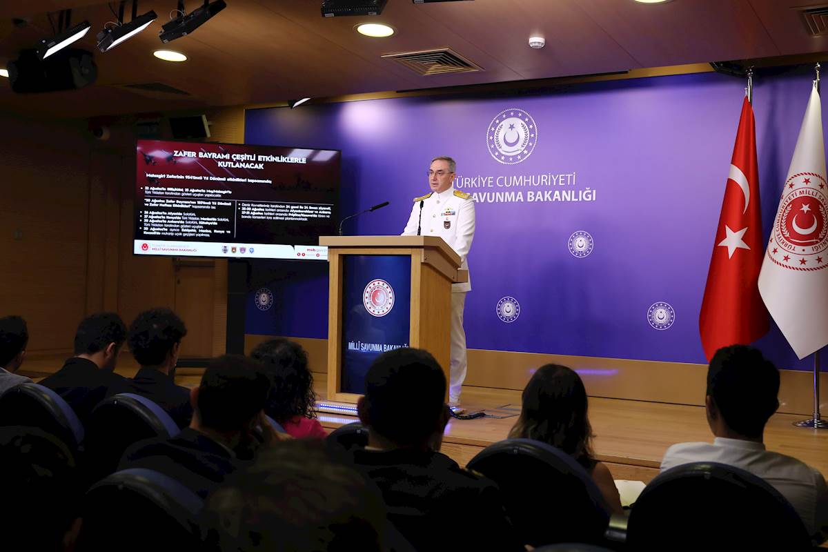 Millî Savunma Bakanlığında Haftalık Basın Bilgilendirme Toplantısı Gerçekleştirildi