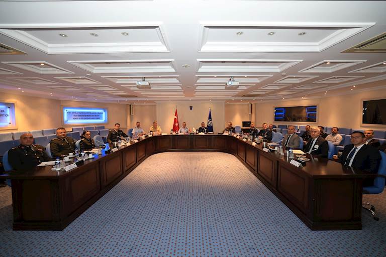 Commander of NATO JSEC Pays a Visit to Türkiye