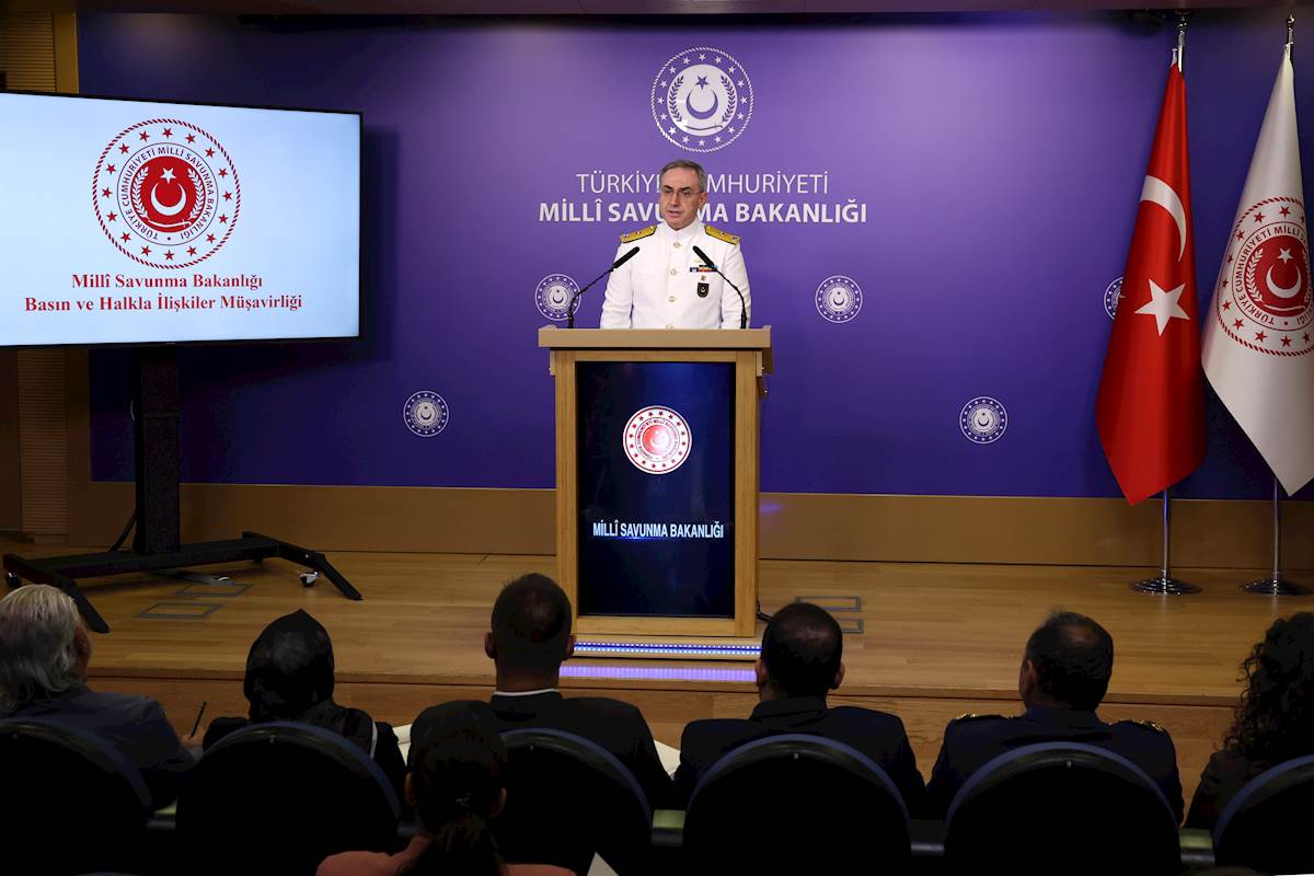 Millî Savunma Bakanlığında Haftalık Basın Bilgilendirme Toplantısı Gerçekleştirildi