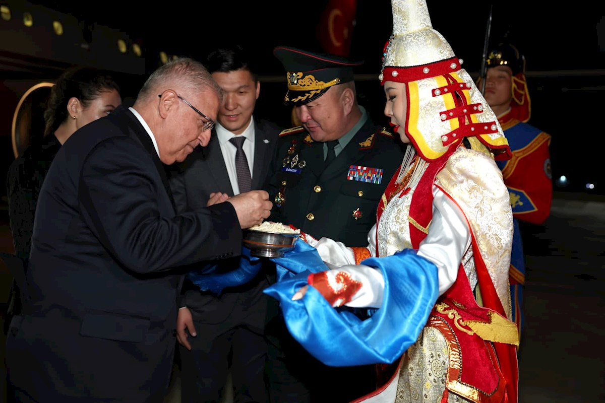 Millî Savunma Bakanı Yaşar Güler, Moğolistan’a Gitti