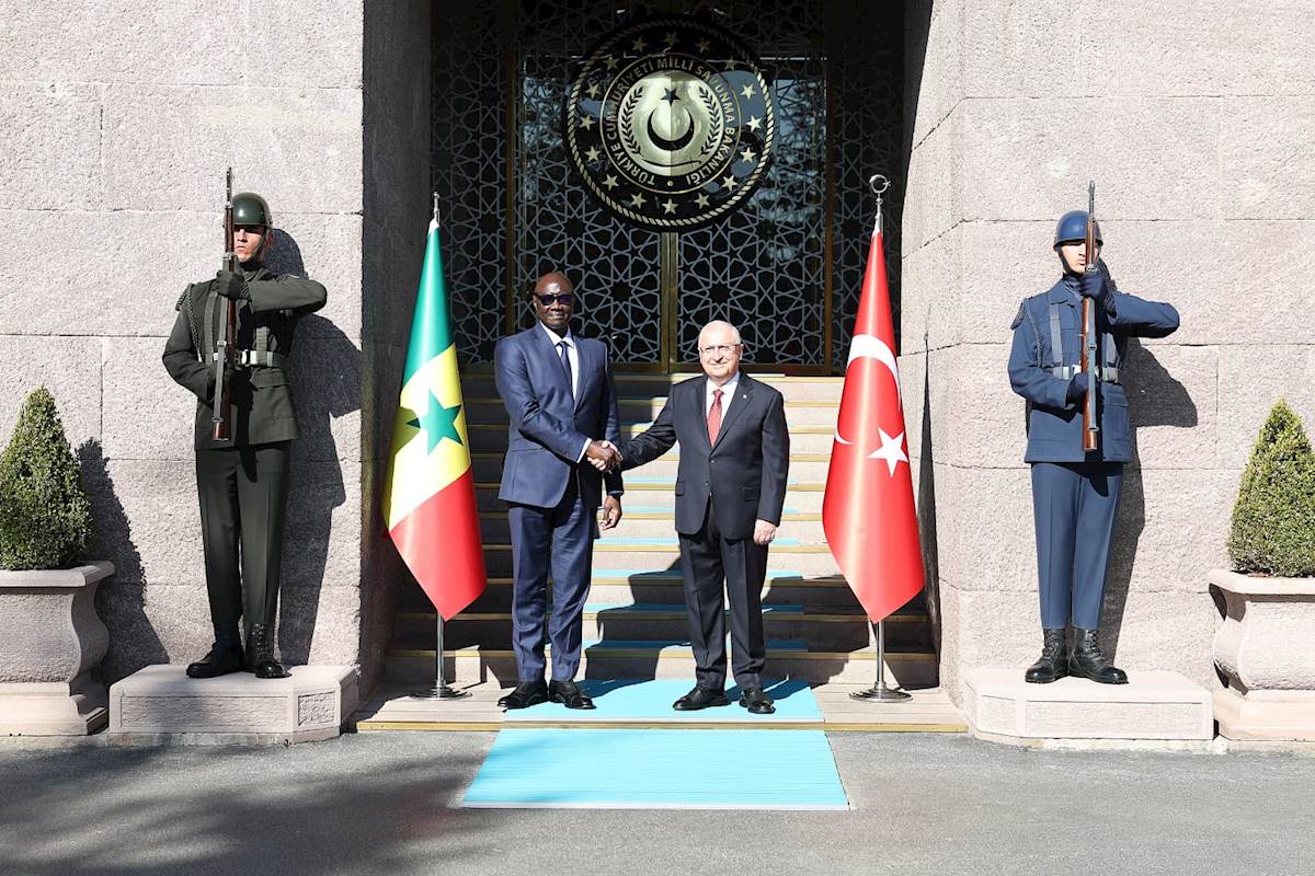 Millî Savunma Bakanı Yaşar Güler, Senegal Silahlı Kuvvetler Bakanı Birame Diop’u Millî Savunma Bakanlığında Askerî Törenle Karşıladı