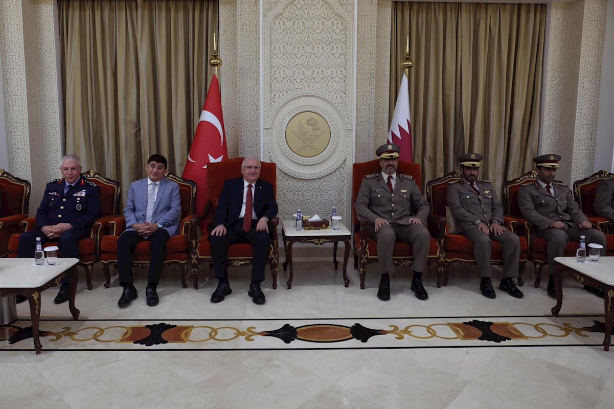Millî Savunma Bakanı Yaşar Güler, Hava Kuvvetleri Komutanı Orgeneral Ziya Cemal Kadıoğlu ile Katar’a Gitti