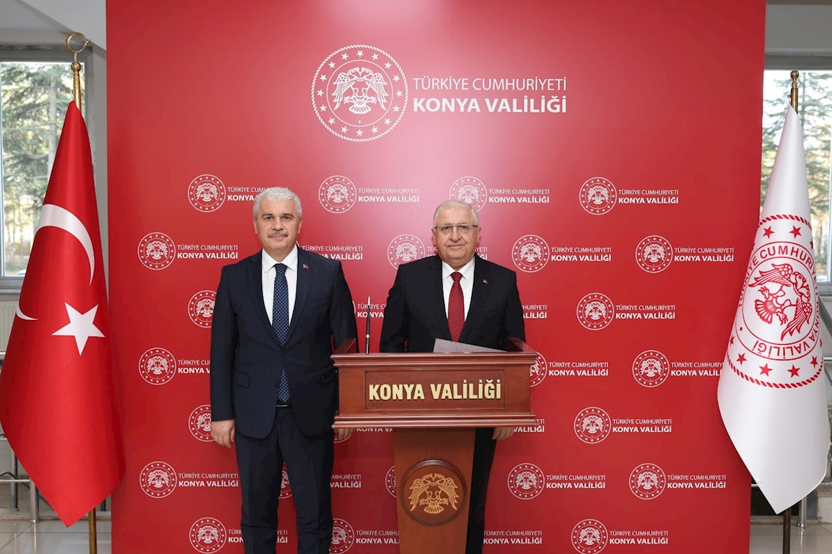 Millî Savunma Bakanı Yaşar Güler, Konya Valiliğini Ziyaret Etti
