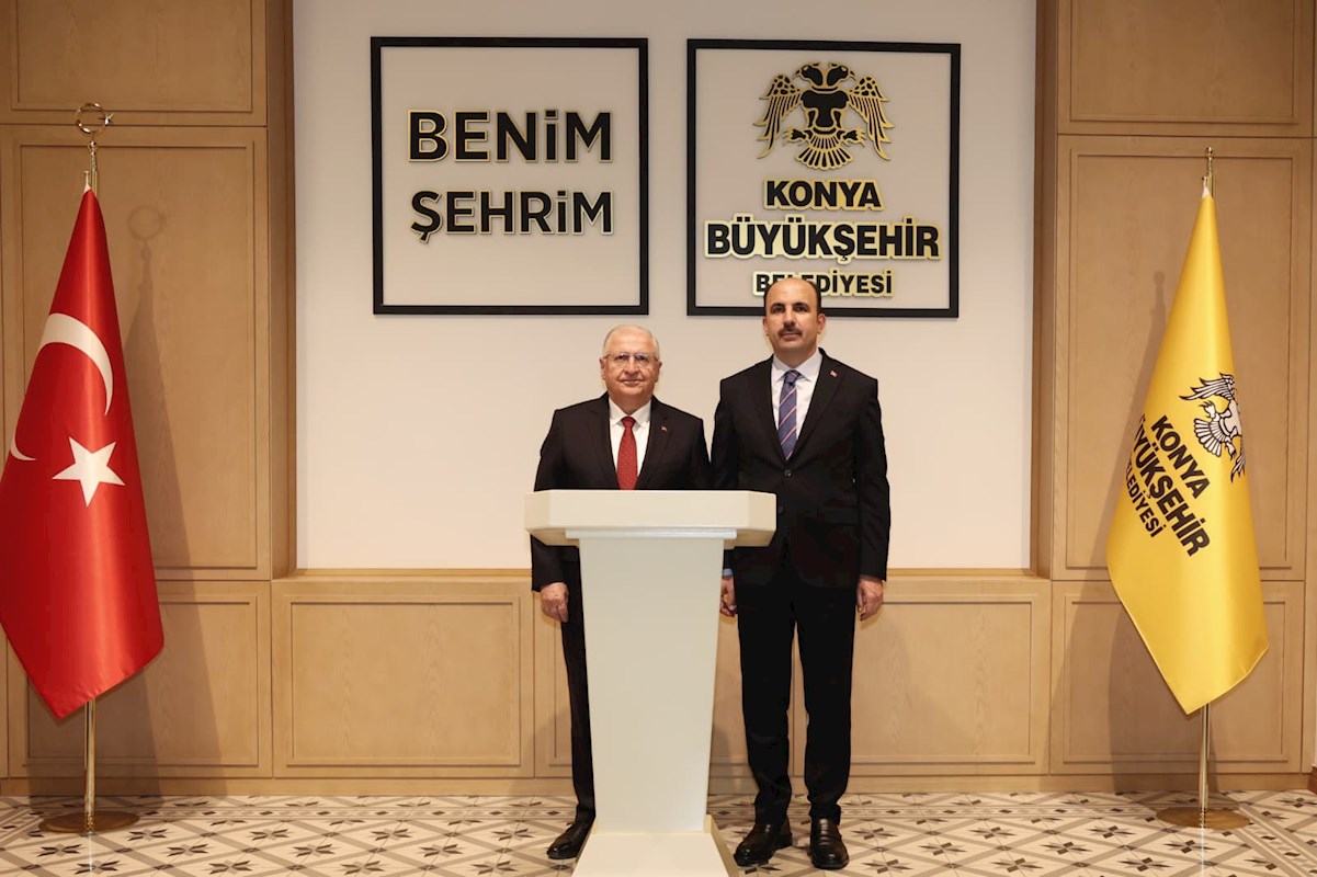 Millî Savunma Bakanı Yaşar Güler, Konya Büyükşehir Belediyesini Ziyaret Etti