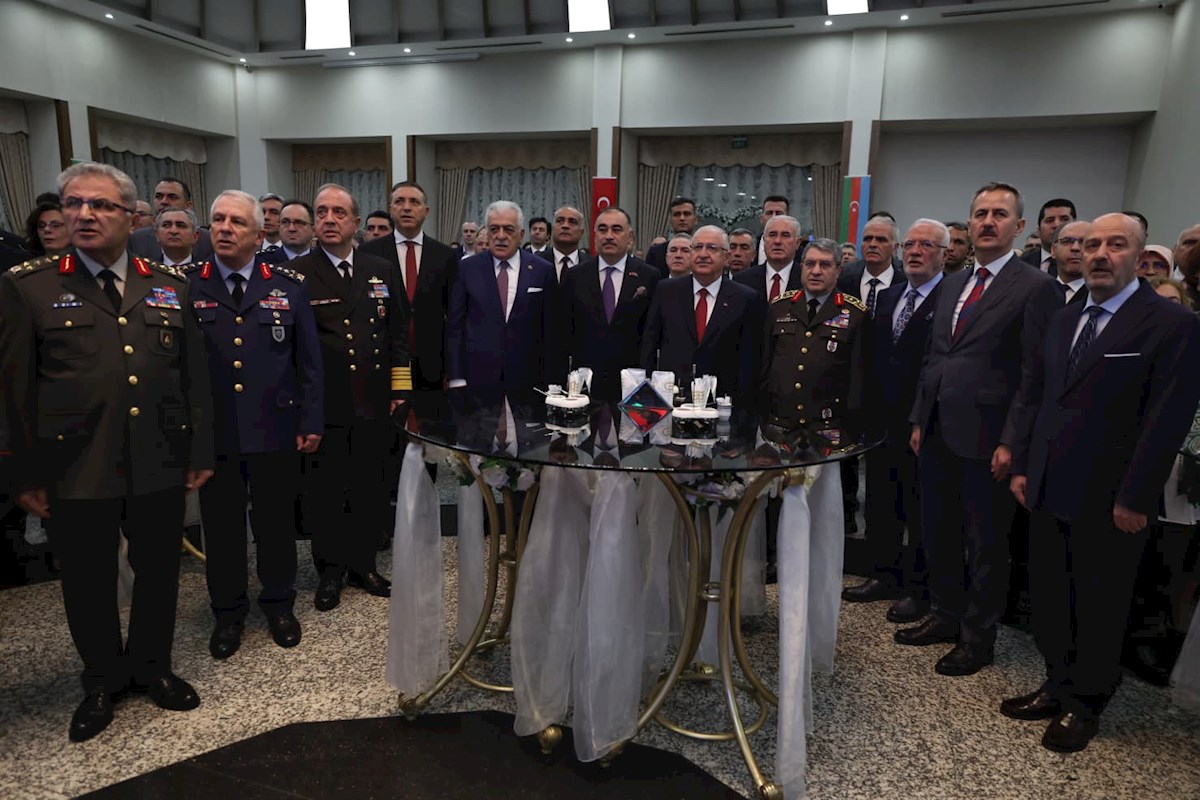 Millî Savunma Bakanı Yaşar Güler, Azerbaycan’ın “8 Kasım Zafer Günü” ve “9 Kasım Devlet Bayrak Günü” Resepsiyonuna Katıldı