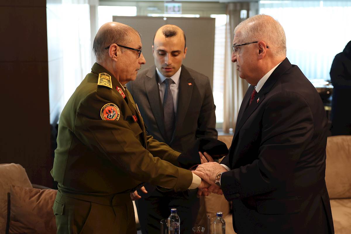 Millî Savunma Bakanı Yaşar Güler Libya’dan Gelen Görevlilere ve Şehitlerimizin Ailelerine Taziye Ziyaretinde Bulundu