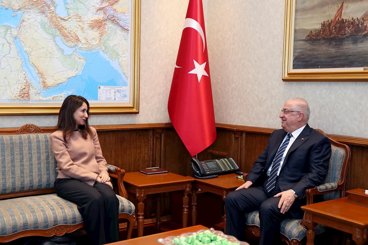 Millî Savunma Bakanı Yaşar Güler, Türkiye Cumhuriyeti Daimî Temsilcisi Olarak Atanan Büyükelçi Yaprak Balkan’ı Kabul Etti