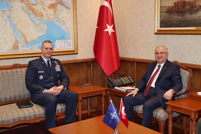 Millî Savunma Bakanı Yaşar Güler, Avrupa Müttefik Kuvvetleri Yüksek Komutanı (SACEUR) Orgeneral Alexus G. Grynkewich’i Kabul Etti