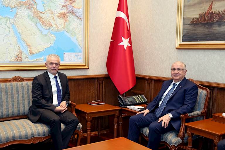Millî Savunma Bakanı Yaşar Güler, Kuzey Kıbrıs Türk Cumhuriyeti’nin Ankara Büyükelçisi İsmet Korukoğlu’yu Makamında Kabul Etti