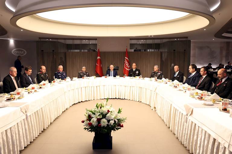 Millî Savunma Bakanı Yaşar Güler, İftarı OYAK Personeli ile Yaptı
