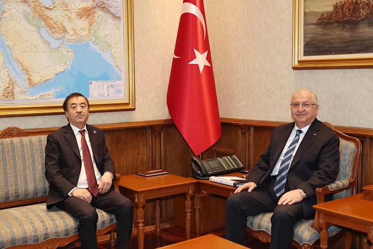 Millî Savunma Bakanı Yaşar Güler, Moğolistan’ın Ankara Büyükelçisi Munkhbayar Gombosuren’i Kabul Etti