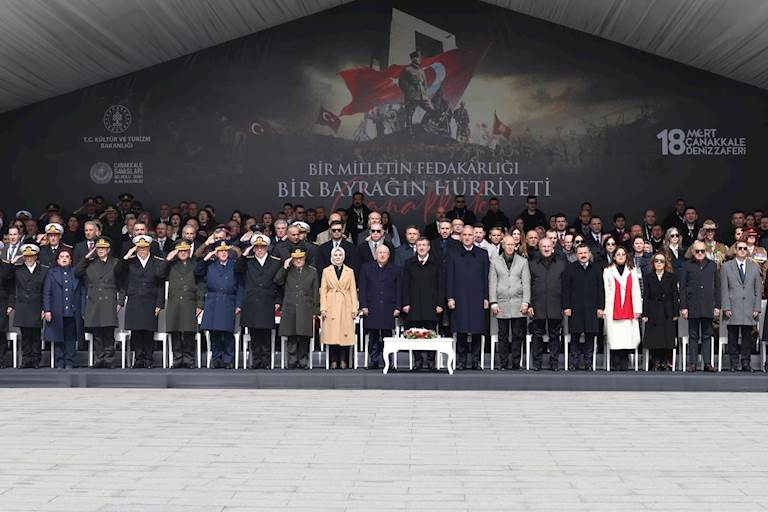 18 Mart Şehitler Günü ve Çanakkale Deniz Zaferi'nin 111'inci Yıl Dönümü Dolasıyla Tarihî Gelibolu Yarımadası'nda Törenler Düzenlendi