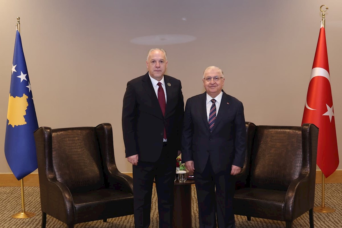 Millî Savunma Bakanı Yaşar Güler, Antalya Diplomasi Forumu’nda Kosova Başbakan Yardımcısı Fikrim Damka ile Bir Görüşme Gerçekleştirdi