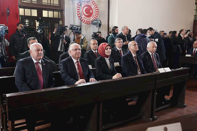 Millî Savunma Bakanı Yaşar Güler, 23 Nisan Ulusal Egemenlik ve Çocuk Bayramı ile TBMM'nin Açılışının 106’ncı Yıl Dönümü Dolayısıyla Birinci Türkiye Büyük Millet Meclisinde Düzenlenen Törene Katıldı