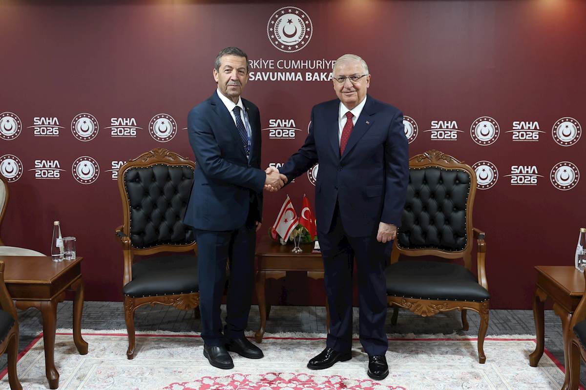 Bakan Güler, KKTC Dışişleri Bakanı Tahsin Ertuğruloğlu ve Somali Limanlar ve Deniz Taşımacılığı Bakanı Abdulkadir Mohamed Nur ile Bir Araya Geldi