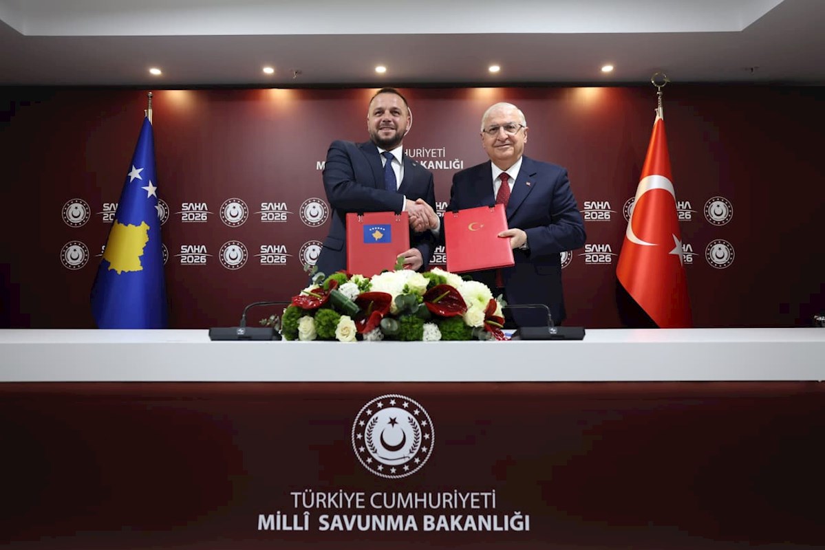 Millî Savunma Bakanı Yaşar Güler ile Kosova Savunma Bakanı Ejup Maqedonci, SAHA 2026 Fuarı Kapsamında İstanbul’da Bir Araya Geldi