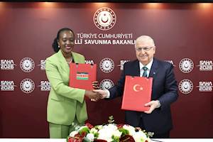 Millî Savunma Bakanı Yaşar Güler, Kenya Savunma Bakanı Roselinda Soipan Tuya ve Vietnam Savunma Bakan Yardımcısı Korgeneral Nguyen Thang Görüştü
