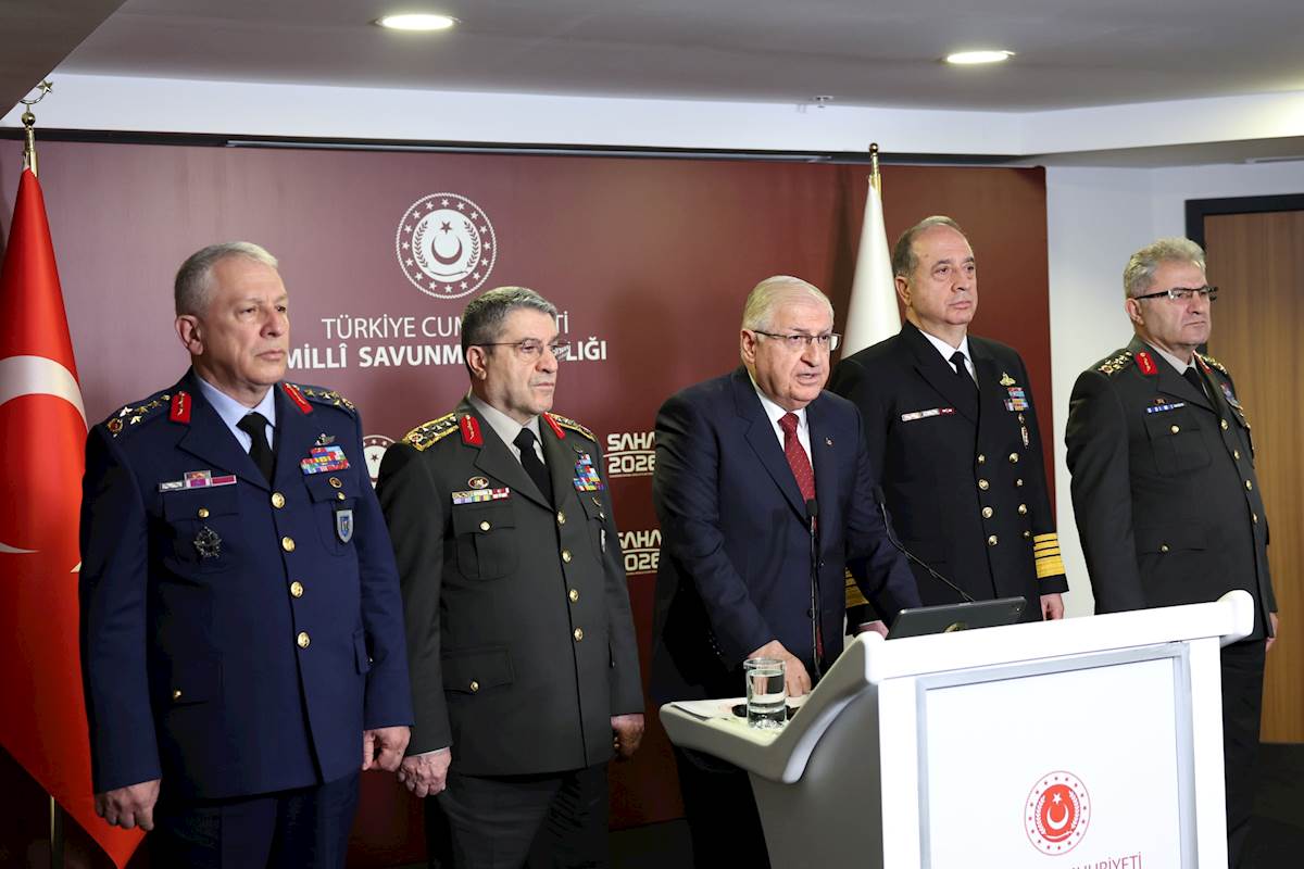 Millî Savunma Bakanı Yaşar Güler ve TSK Komuta Kademesi, Saha 2026’da MSB Haftalık Basın Bilgilendirme Toplantısı’na Katıldı 