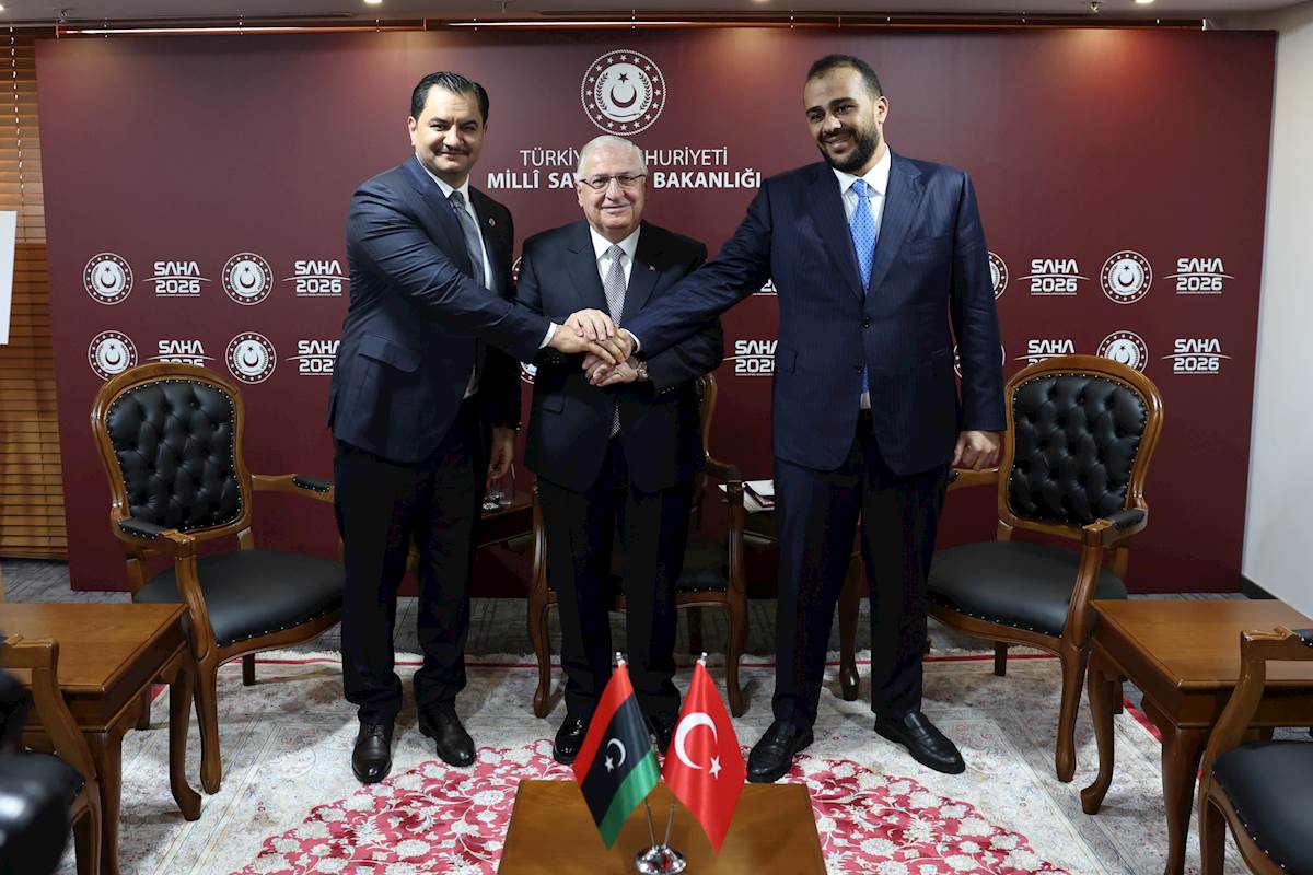 Millî Savunma Bakanı Yaşar Güler, Libya Ulusal Ordusu Genel Komutan Yardımcısı Org. Saddam Hafter ve Libya Savunma Bakan Vekili Korg. Abdusselam Zubi ile Bir Araya Geldi