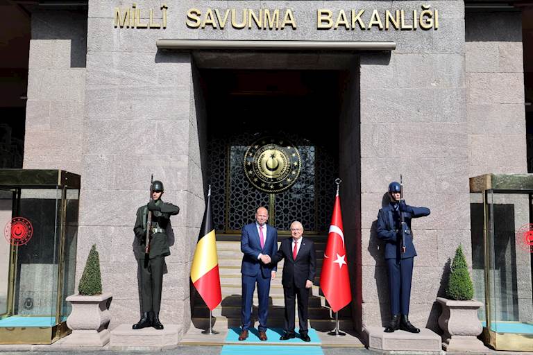 Millî Savunma Bakanı Yaşar Güler, Belçika Savunma ve Dış Ticaret Bakanı Theo Francken ile Bir Araya Geldi