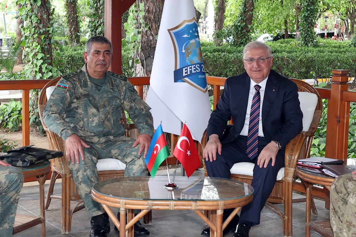 Millî Savunma Bakanı Yaşar Güler, Azerbaycan Savunma Bakanı Orgeneral Zakir Hasanov ile Görüştü