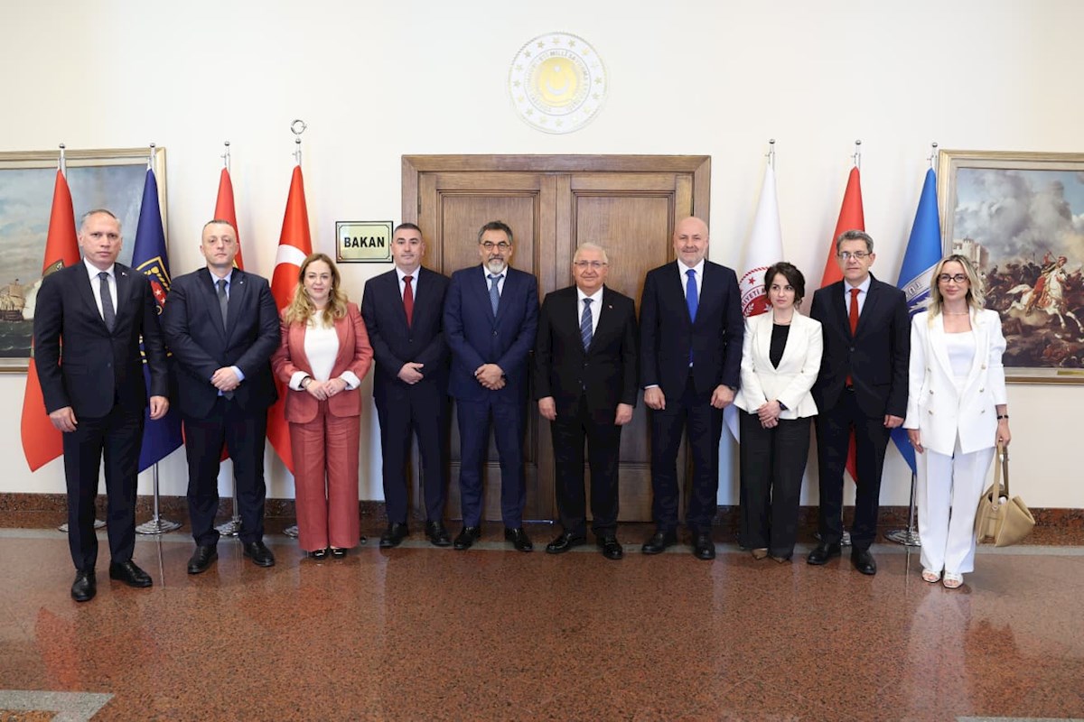 Millî Savunma Bakanı Yaşar Güler, Arnavutluk Parlamentosu İçişleri ve Savunma Komitesi Başkanı Bledar Çuçi ile Beraberindeki Parlamento Heyetini Kabul Etti