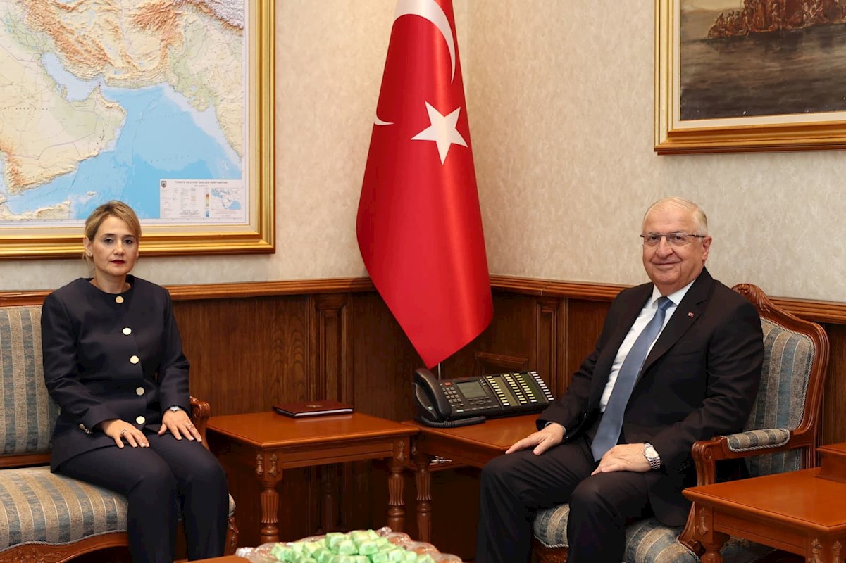 Millî Savunma Bakanı Yaşar Güler, Moldova Cumhuriyeti’ne Kişinev Büyükelçisi Olarak Atanan Nazmiye Başaran'ı Kabul Etti