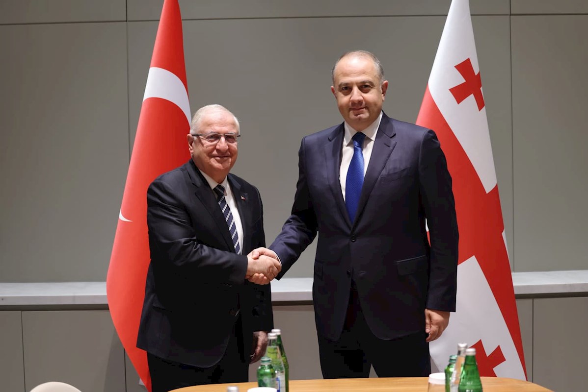 Millî Savunma Bakanı Yaşar Güler, Gürcistan Başbakan Yardımcısı ve Savunma Bakanı Irakli Chikovani ile İkili Görüşme Gerçekleştirdi
