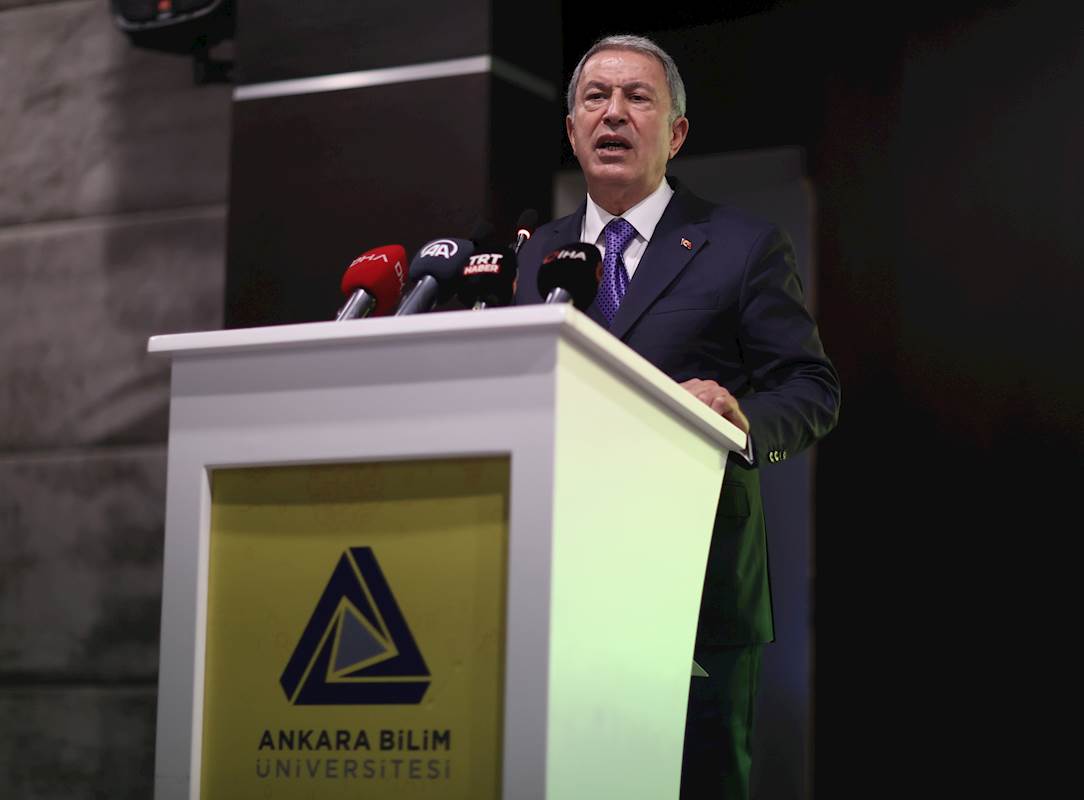 Millî Savunma Bakanı Hulusi Akar "1915 Ermeni Olayları Konusunda Politika Metni Üretme Çalıştayı"na Katıldı