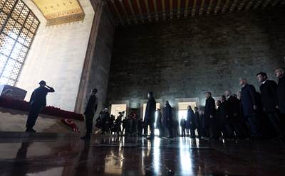 Millî Savunma Bakanı Hulusi Akar ve Beraberindeki TSK Komuta Kademesi ile Anıtkabir'de Düzenlenen Törenlere Katıldı