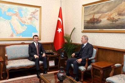 Millî Savunma Bakanı Hulusi Akar, Zagreb Büyükelçisi Olarak Atanan Dışişleri Bakan Yardımcısı Yavuz Selim Kıran’ı Kabul Etti