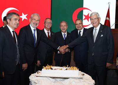 Millî Savunma Bakanı Hulusi Akar, Cezayir Bağımsızlık Günü Resepsiyonuna Katıldı