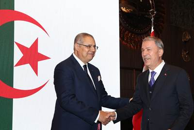 Millî Savunma Bakanı Hulusi Akar, Cezayir Bağımsızlık Günü Resepsiyonuna Katıldı