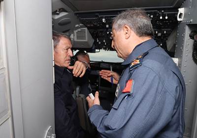 Millî Savunma Bakanı Hulusi Akar ve Beraberindeki TSK Komuta Kademesinden Yılın Son Gününde Yoğun Mesai