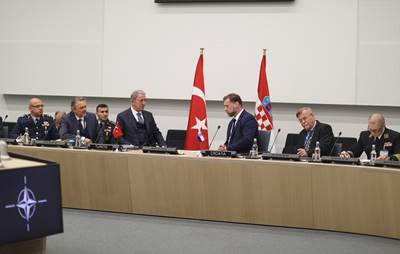 Millî Savunma Bakanı Hulusi Akar, Hırvatistan Savunma Bakanı Mario Banozic ile Görüştü