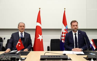 Millî Savunma Bakanı Hulusi Akar, Hırvatistan Savunma Bakanı Mario Banozic ile Görüştü