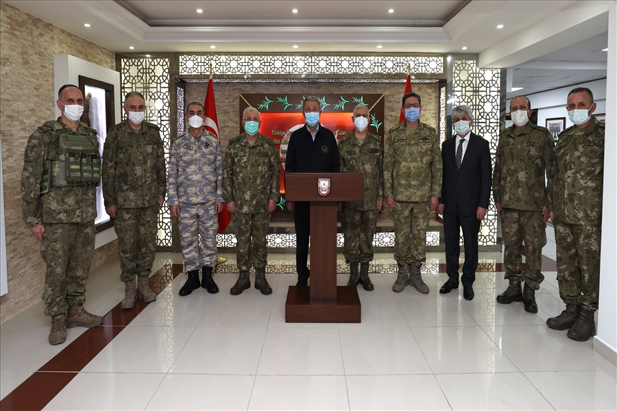 Millî Savunma Bakanı Hulusi Akar, Beraberinde TSK Komuta Kademesi İle Hatay’a Gitti