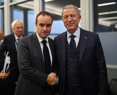 Millî Savunma Bakanı Hulusi Akar, NATO Karargâhında Almanya, Fransa, İngiltere ve ABD Savunma Bakanları ile Görüştü